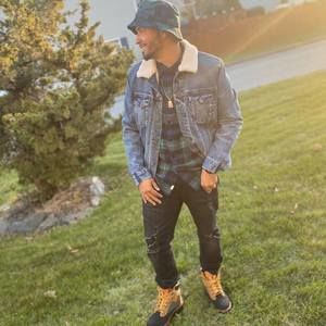 Meet your Posher, Jose